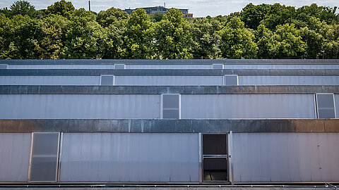 Double flap Phönix by roda in Leipzig at Alter Postbahnhof